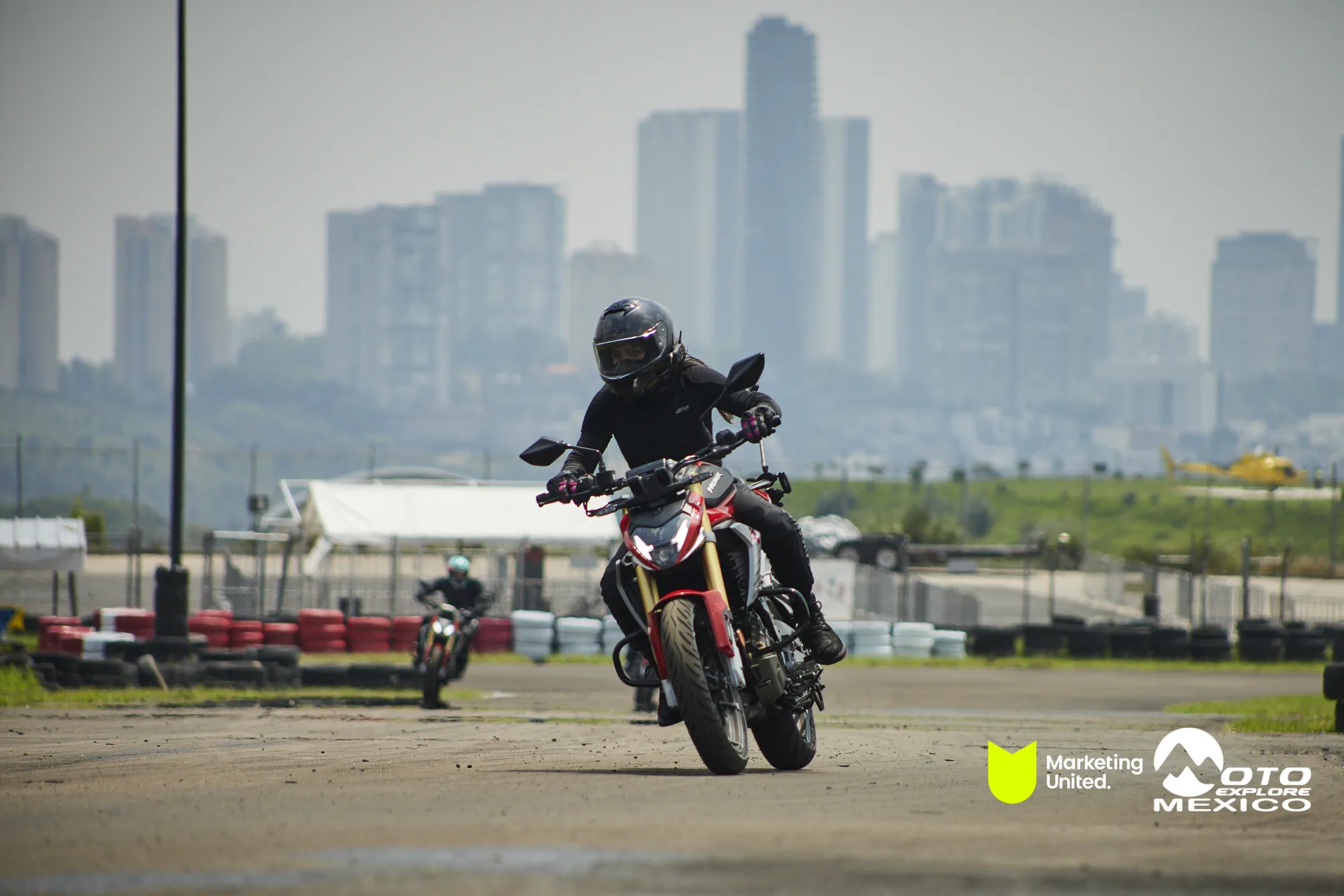 HUNK TRACKDAY 94